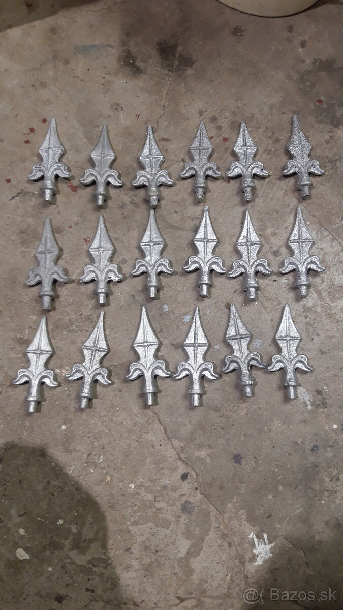 špice na plot , ozdoba plota , špičky , ostne