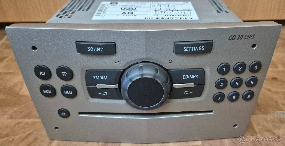 CD30mp3 Opel radio Corsa D Astra H Zafira B