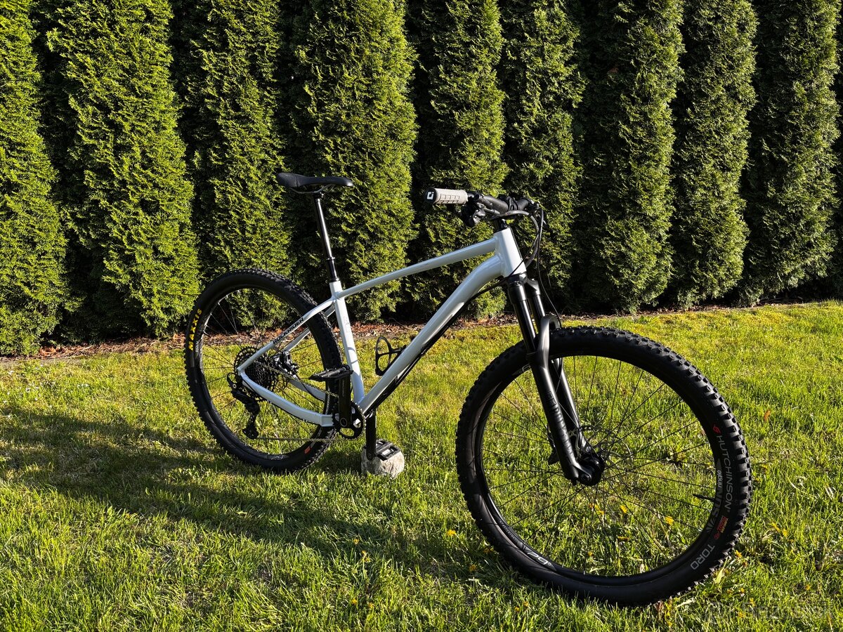 Rockrider AM 100 HT - custom RockShox 35 Silver TK 130