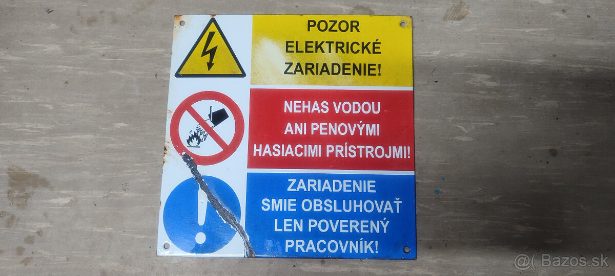Smaltovane tabulky CSSR