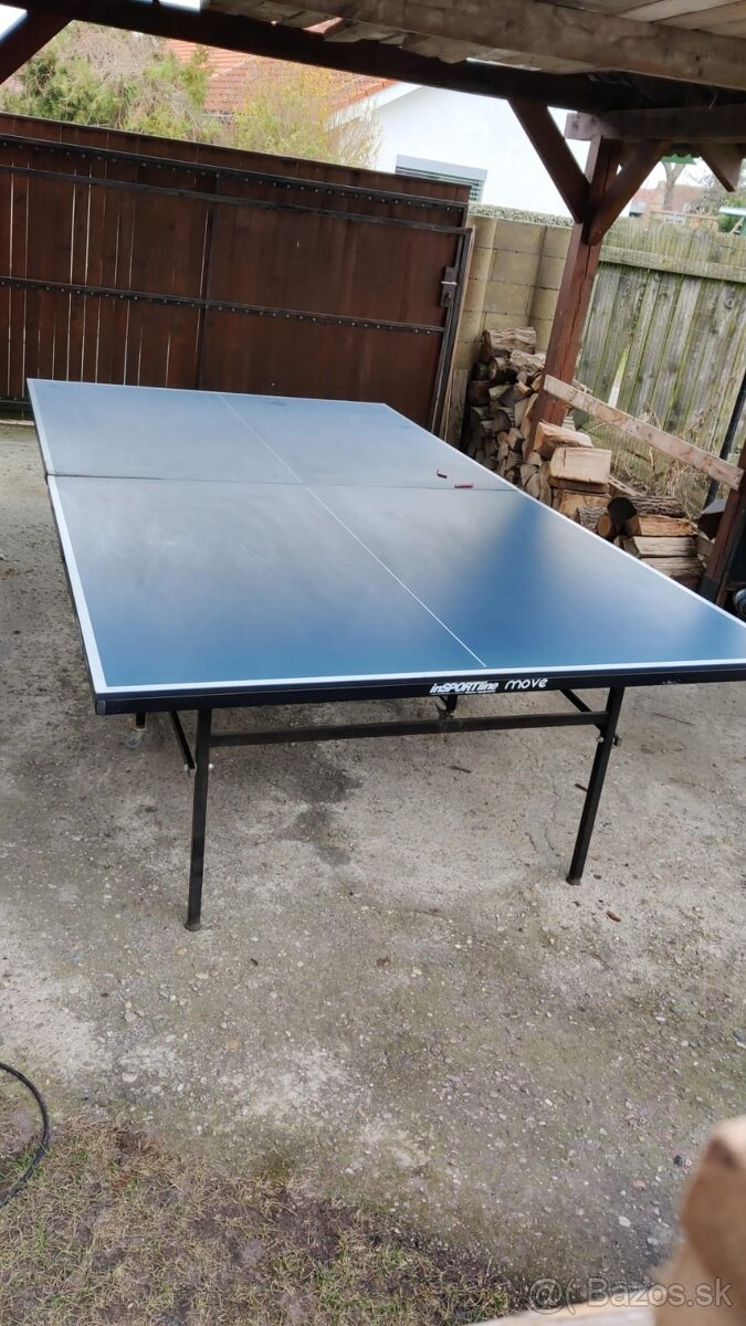 stolný tenis