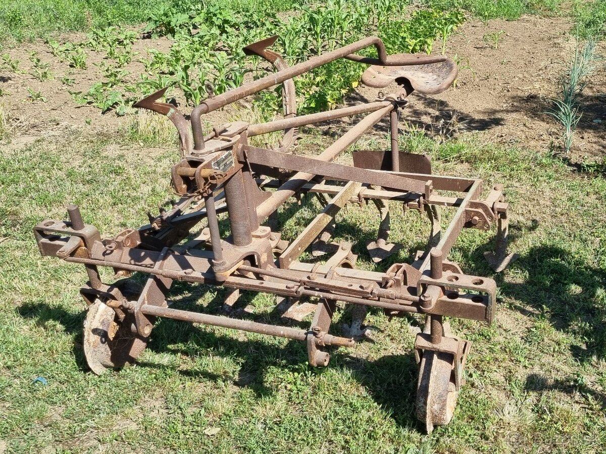 Kultivátor HEGER