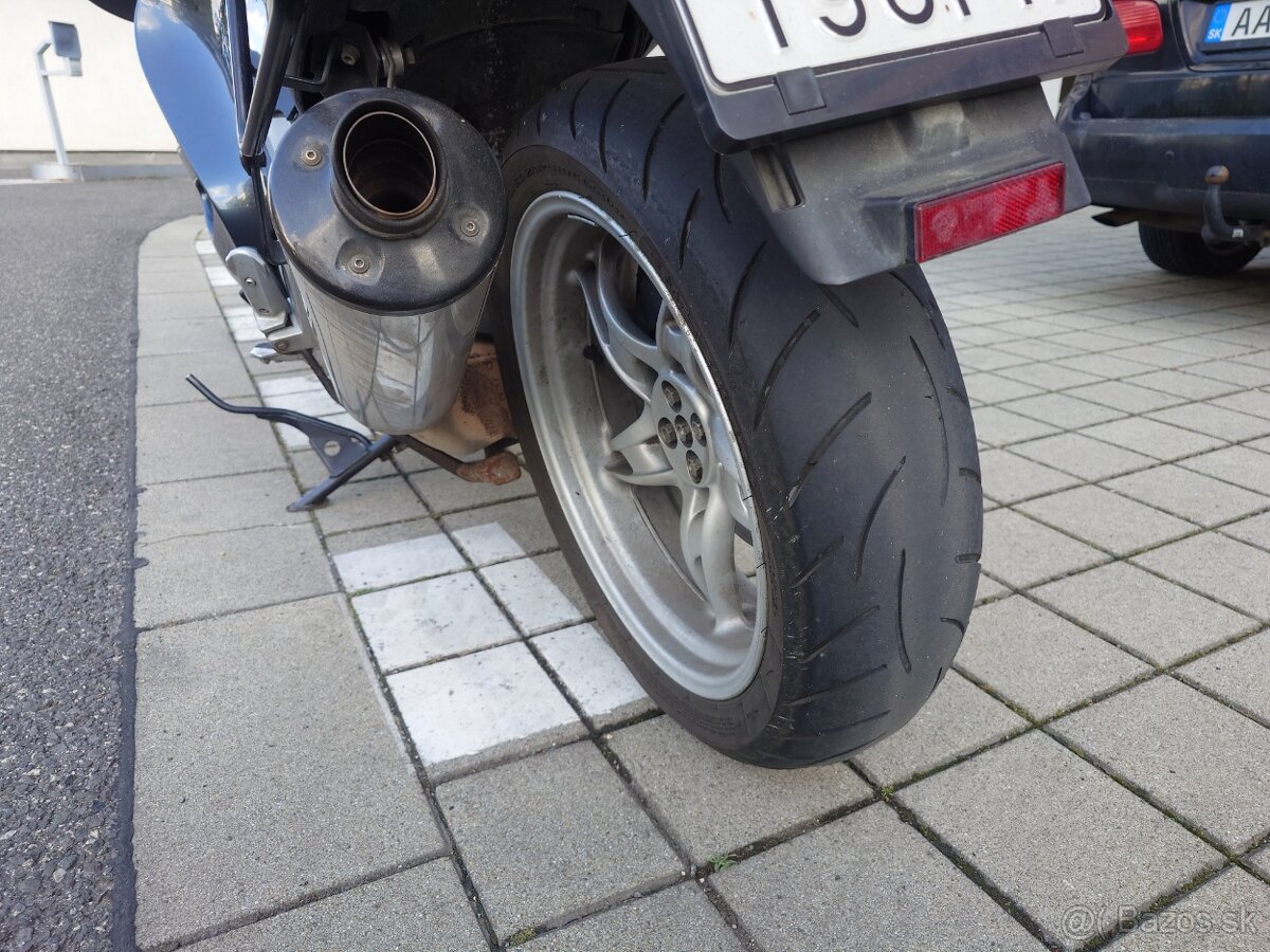 BMW K 1200 RS