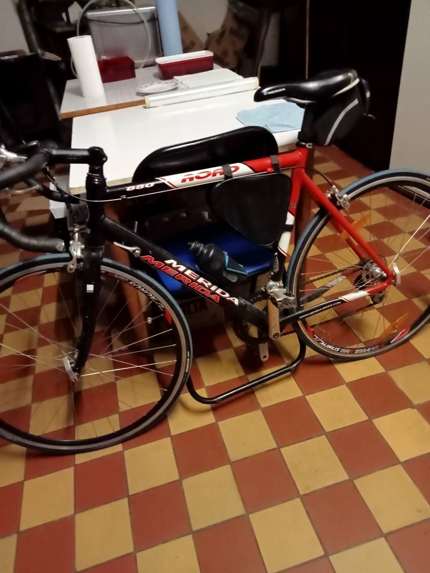 Cestný bicykeľ