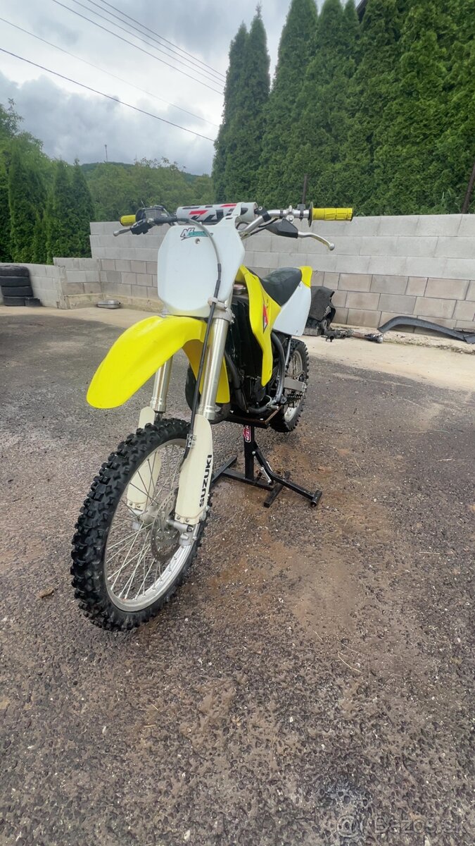 Suzuki rm85