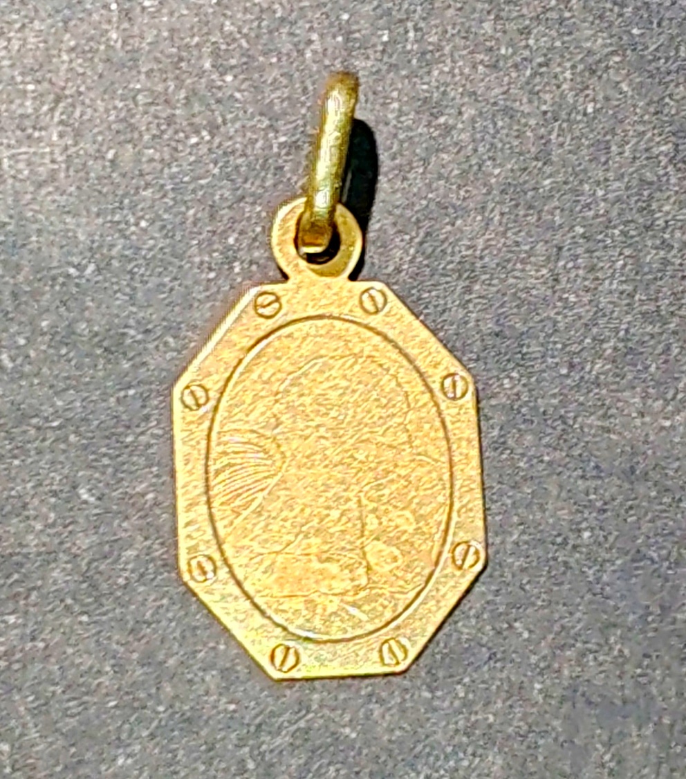 Prívesok, 585/1000, 14k, 0,9g, 59€