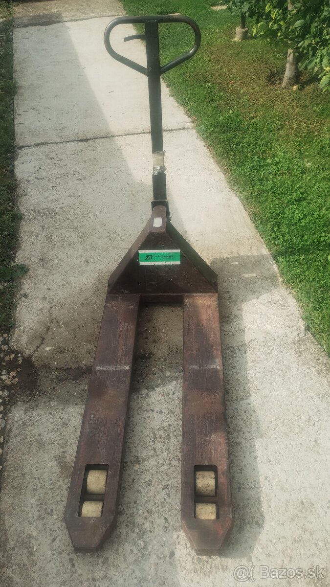 ručný paletovy vozik