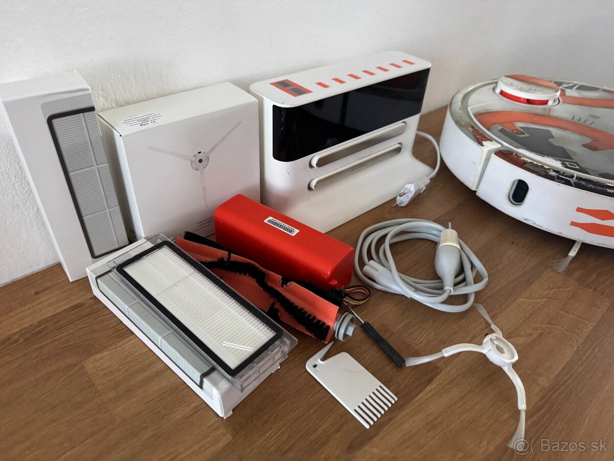 Xiaomi Mi Robot Vacuum 1. Gen - v štýle BB-8 + rozpráva SK