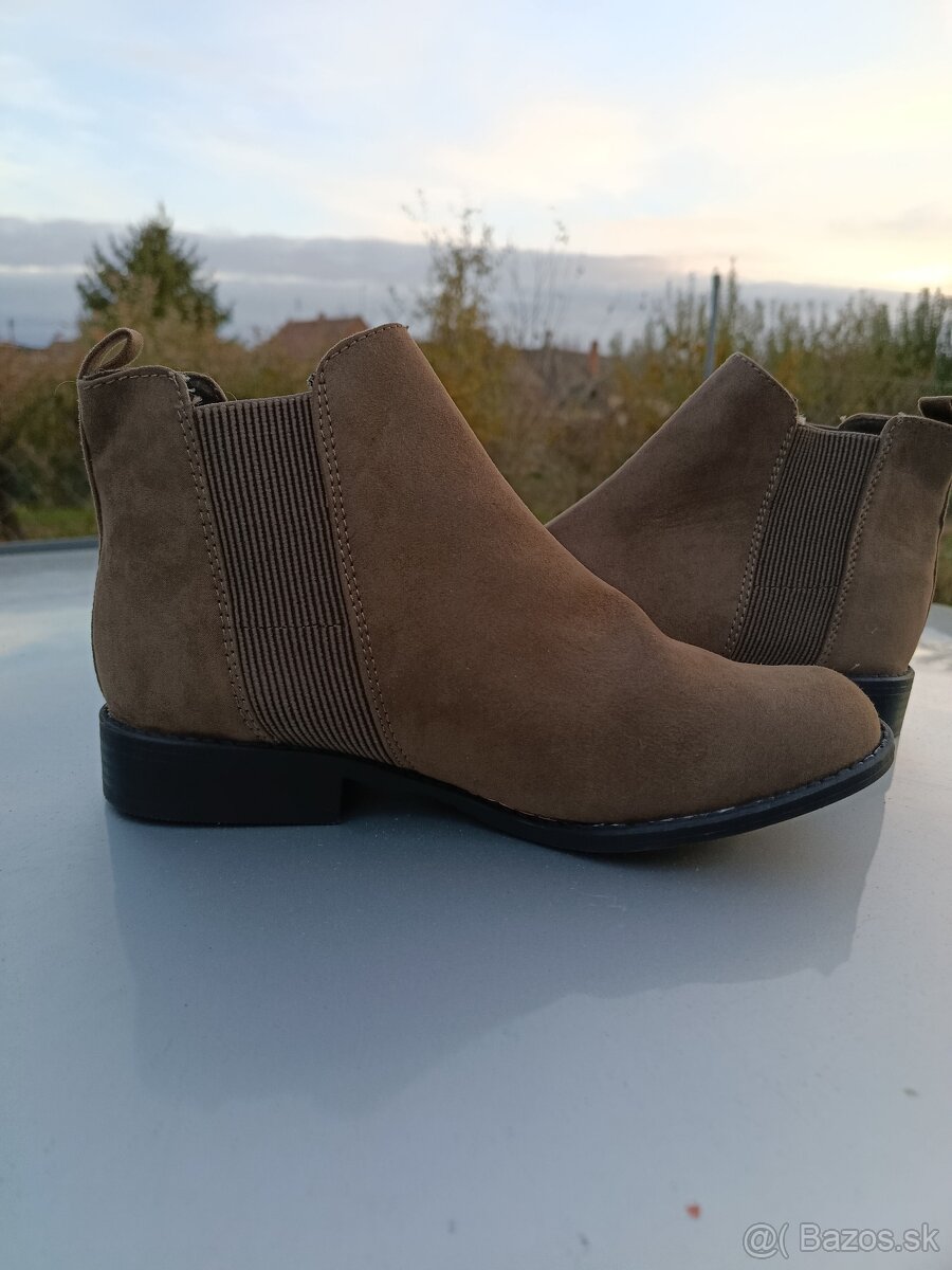 Dámske čižmy 38