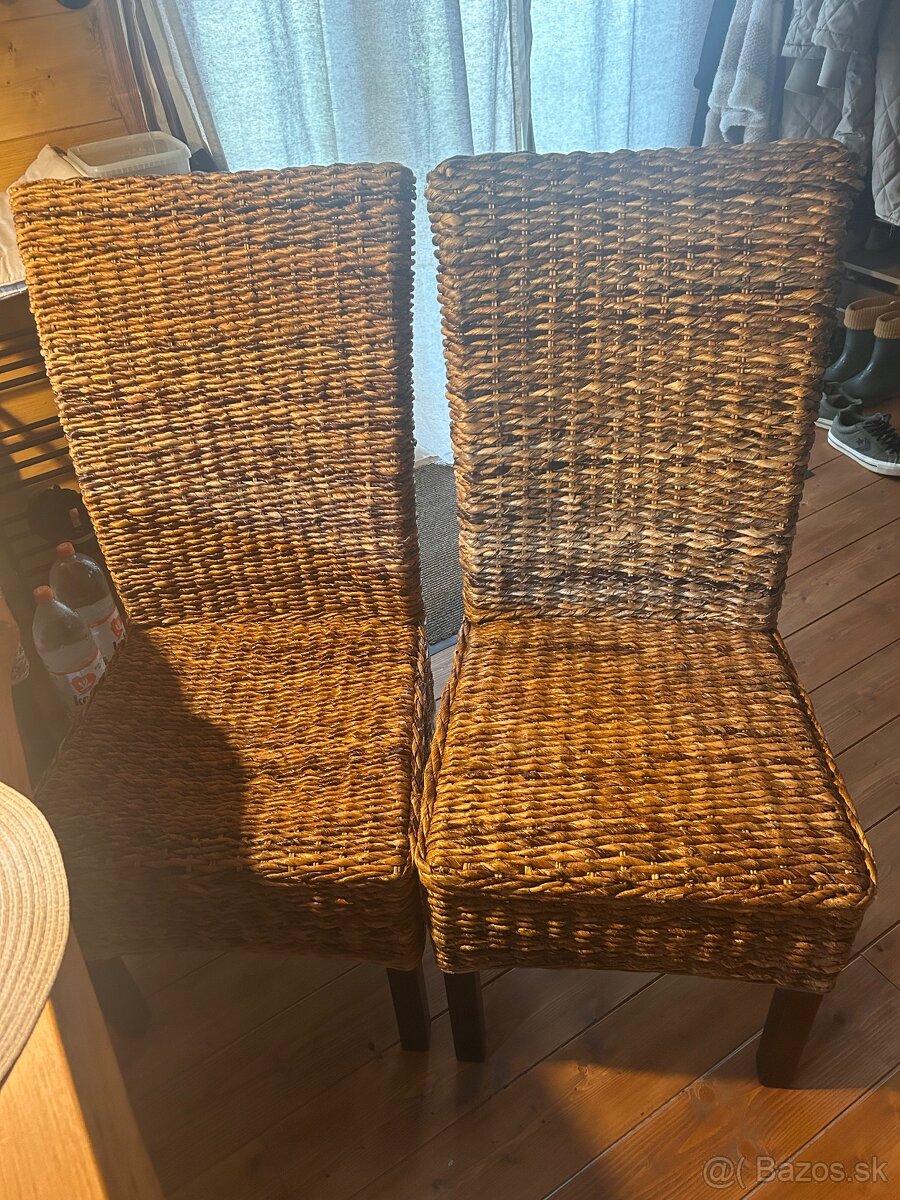 Stoličky ratanove