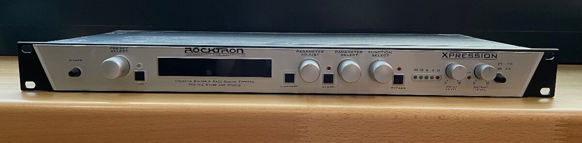 Gitarovy efekt Rocktron Xpression
