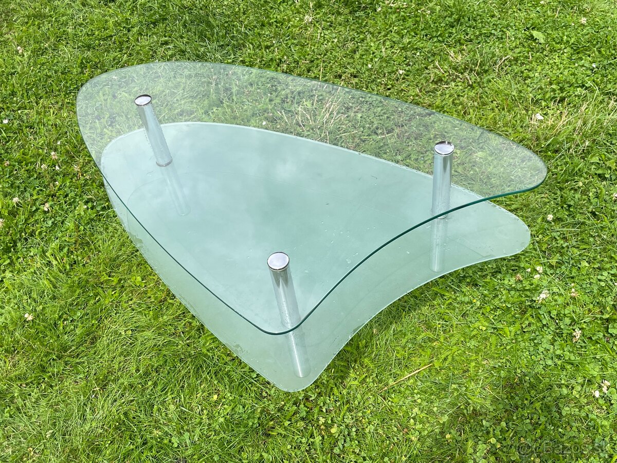 Konferenčný stolík