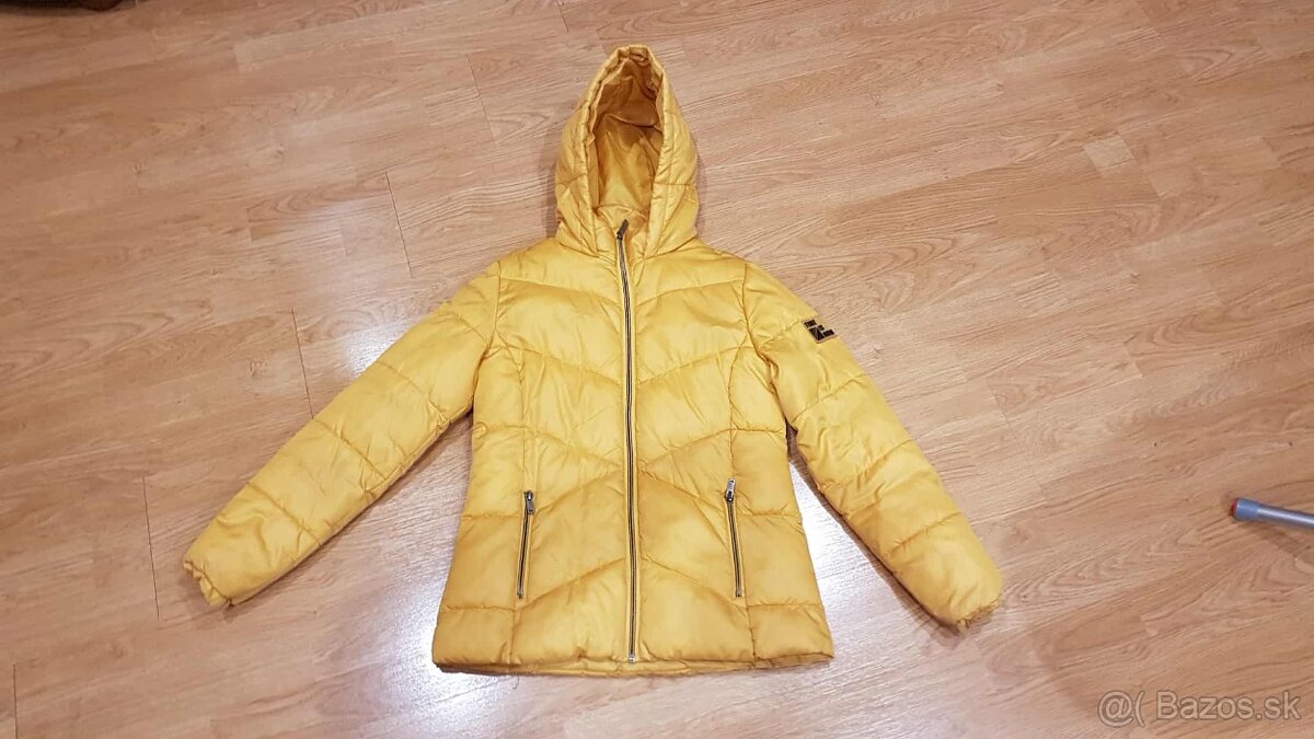 dievčenská zimná bunda v. 146/152, Takko