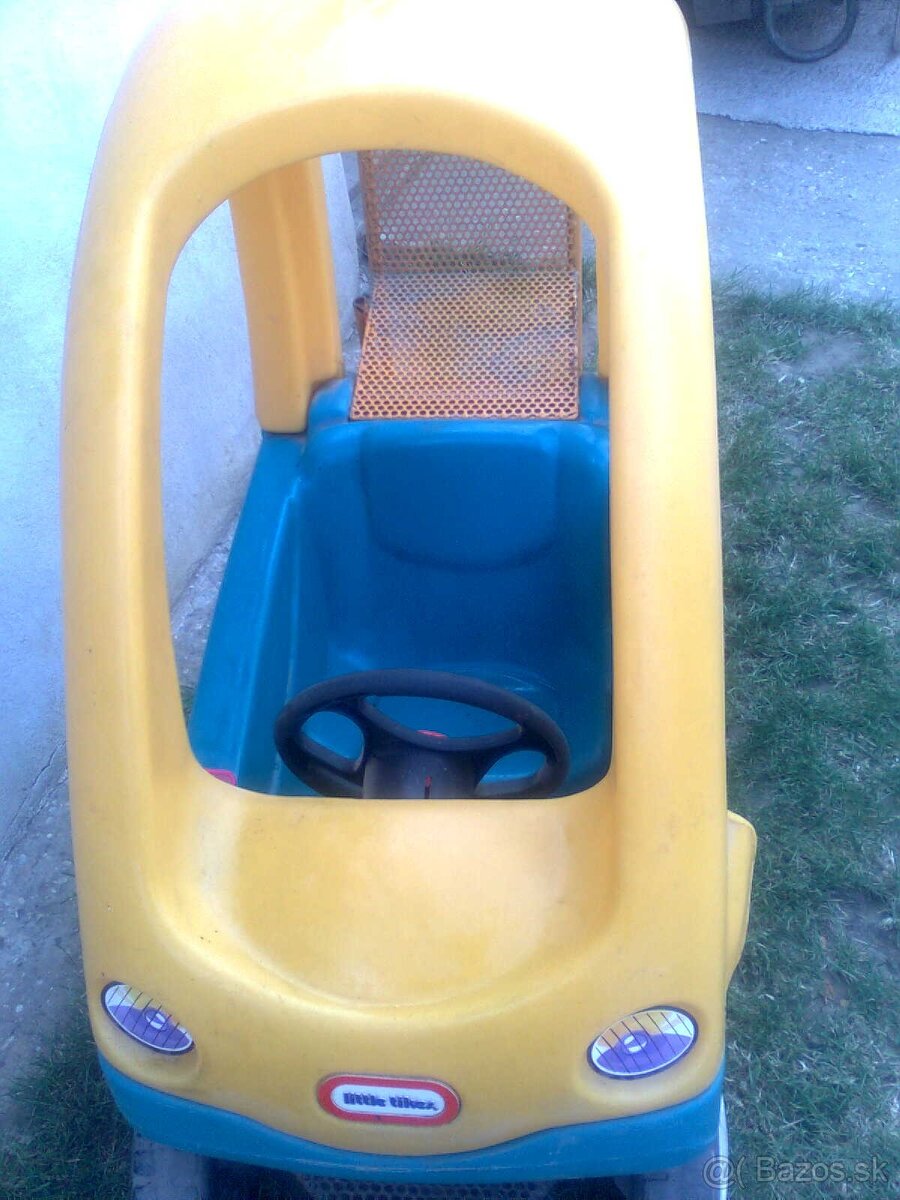 AUTÍČKA A INÉ SÉRIA AUTÍČKA A AUTOBUSY