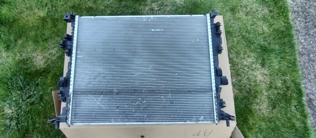 Ford Kuga 3 III DFK MK3 2019 - Chladič vody