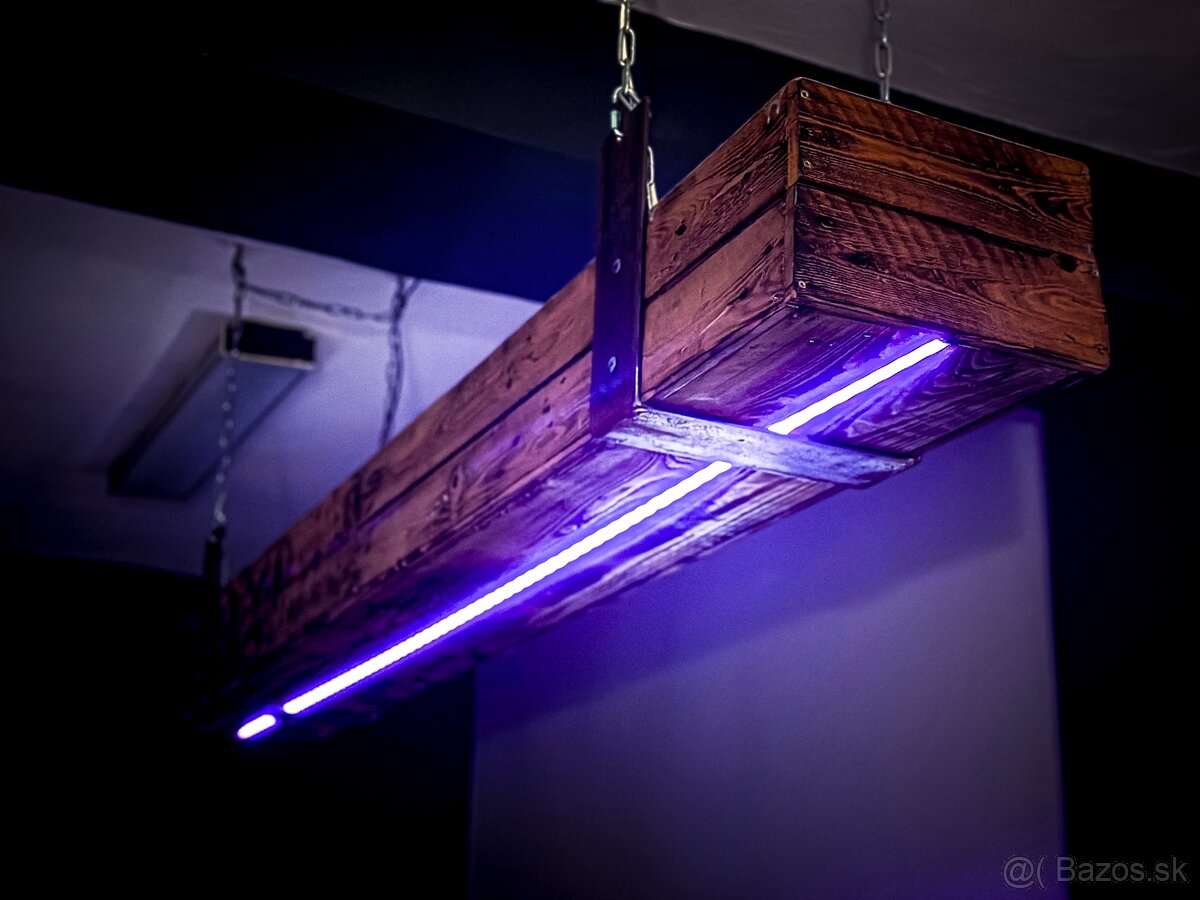 LED LUSTER KOVANÝ TRÁM