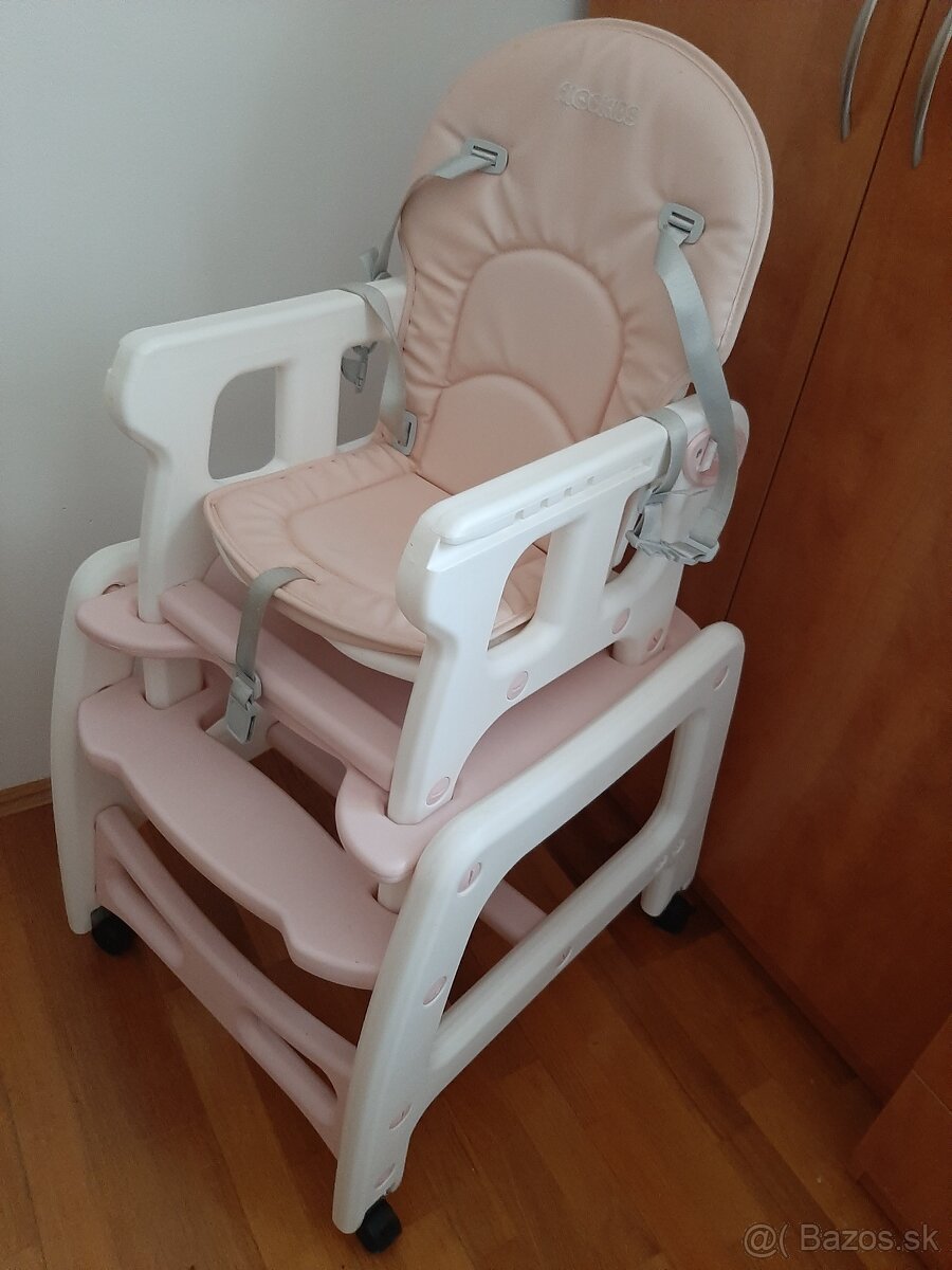 Detska multifunkcna stolicka so stolikom -zostava