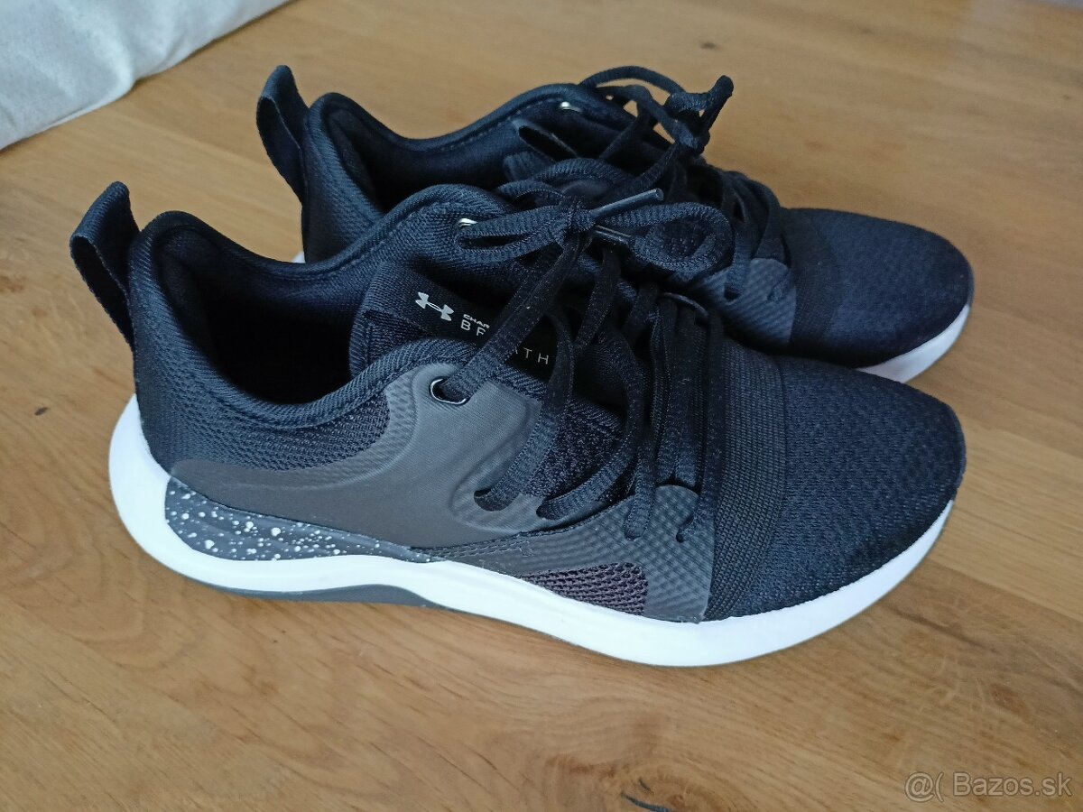 Dámske tenisky under armour