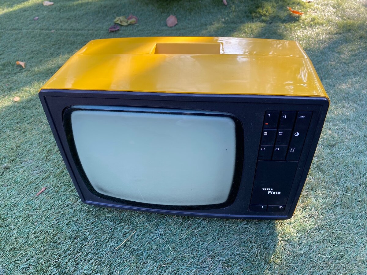 Retro TV Tesla Merkur