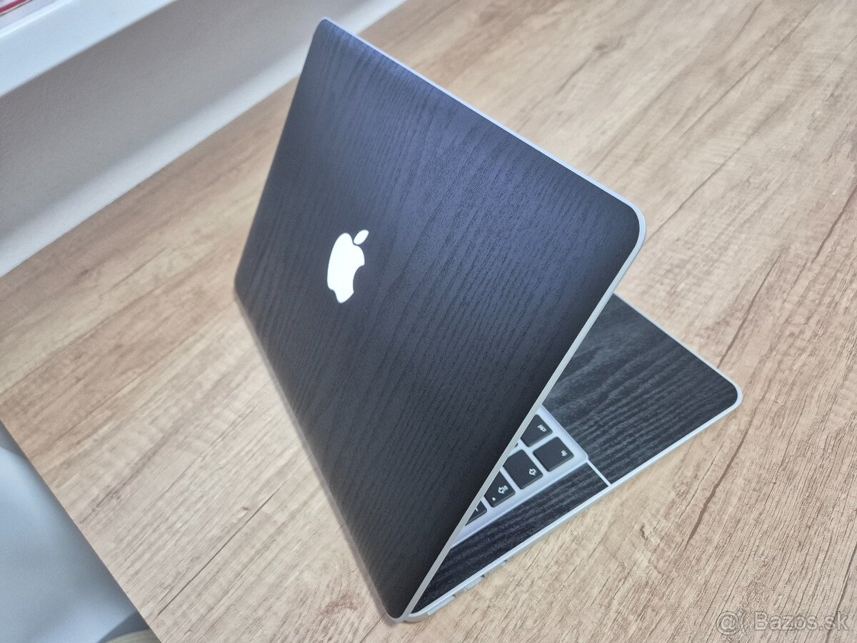 MacBook Air (13-inch, 2015) /Intel Core i5/4GB RAM/128GB SSD