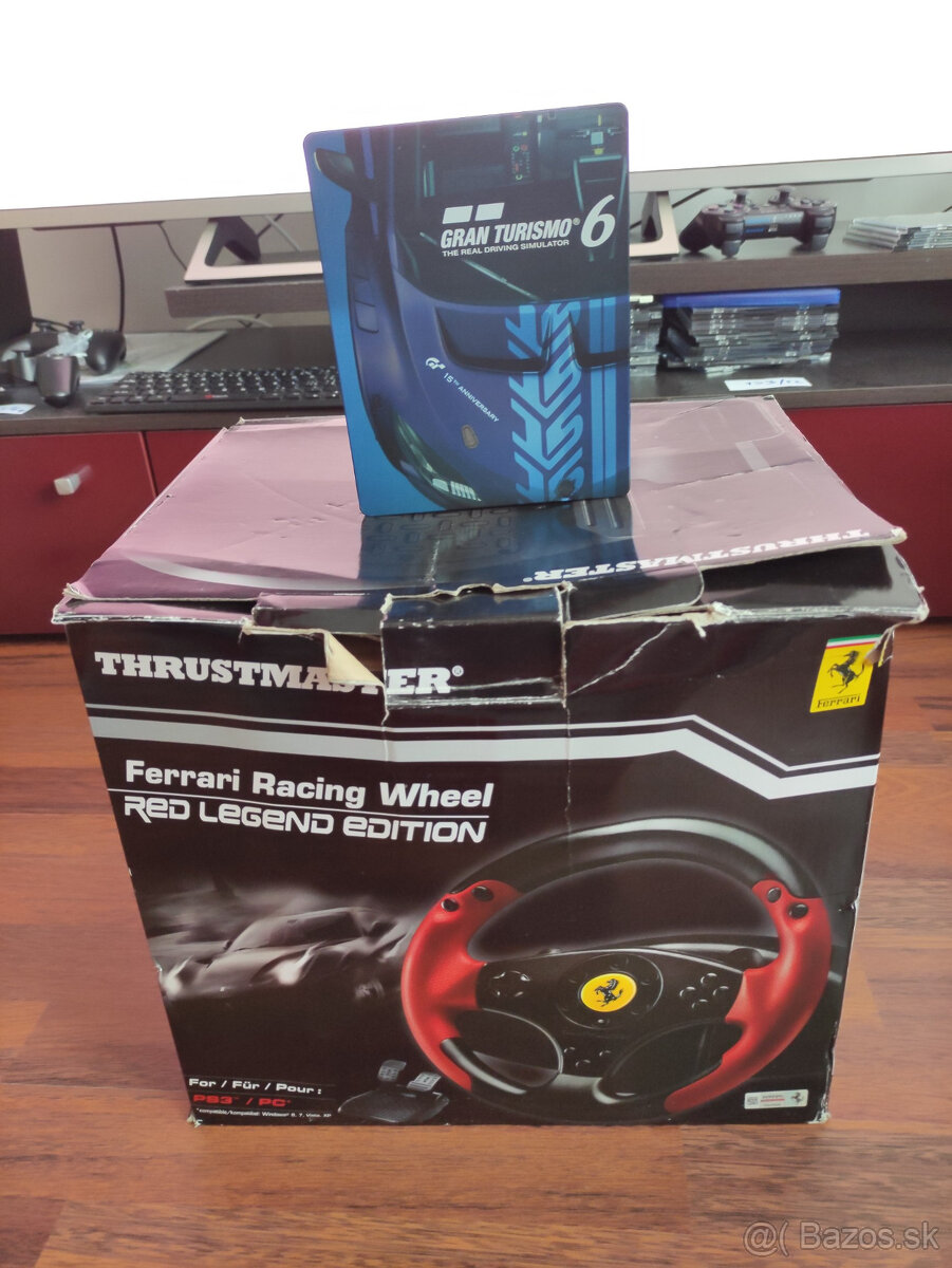 Volant Thrustmaster Ferrari Racing Wheel PS3