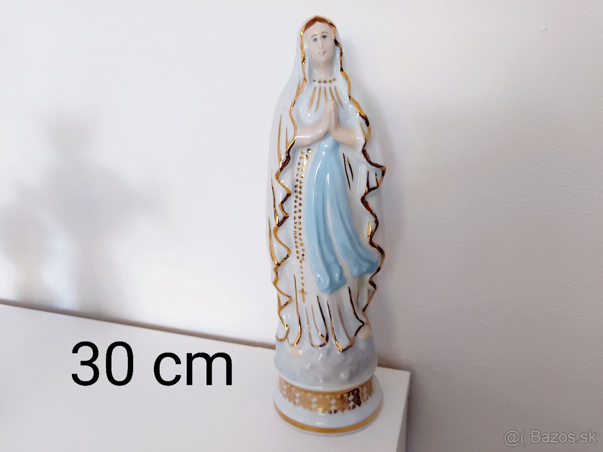 Porcelánová svätá soška