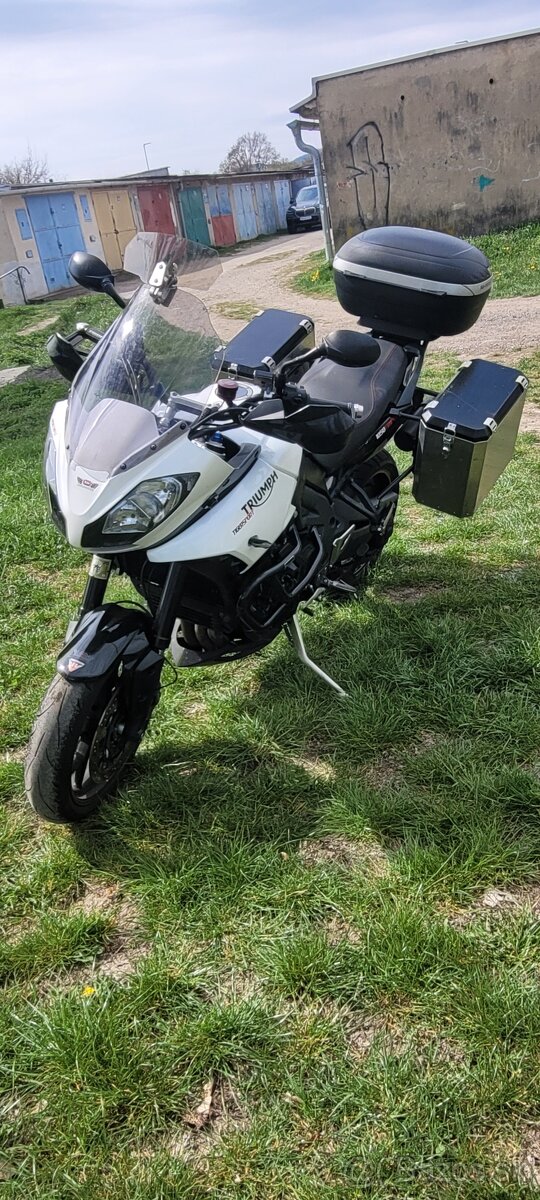 Triumph Sport Tiger 1050
