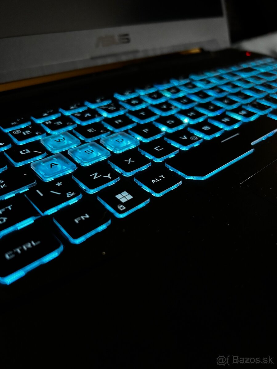 ASUS TUF GAMING F15 > FX506HC-HN004W