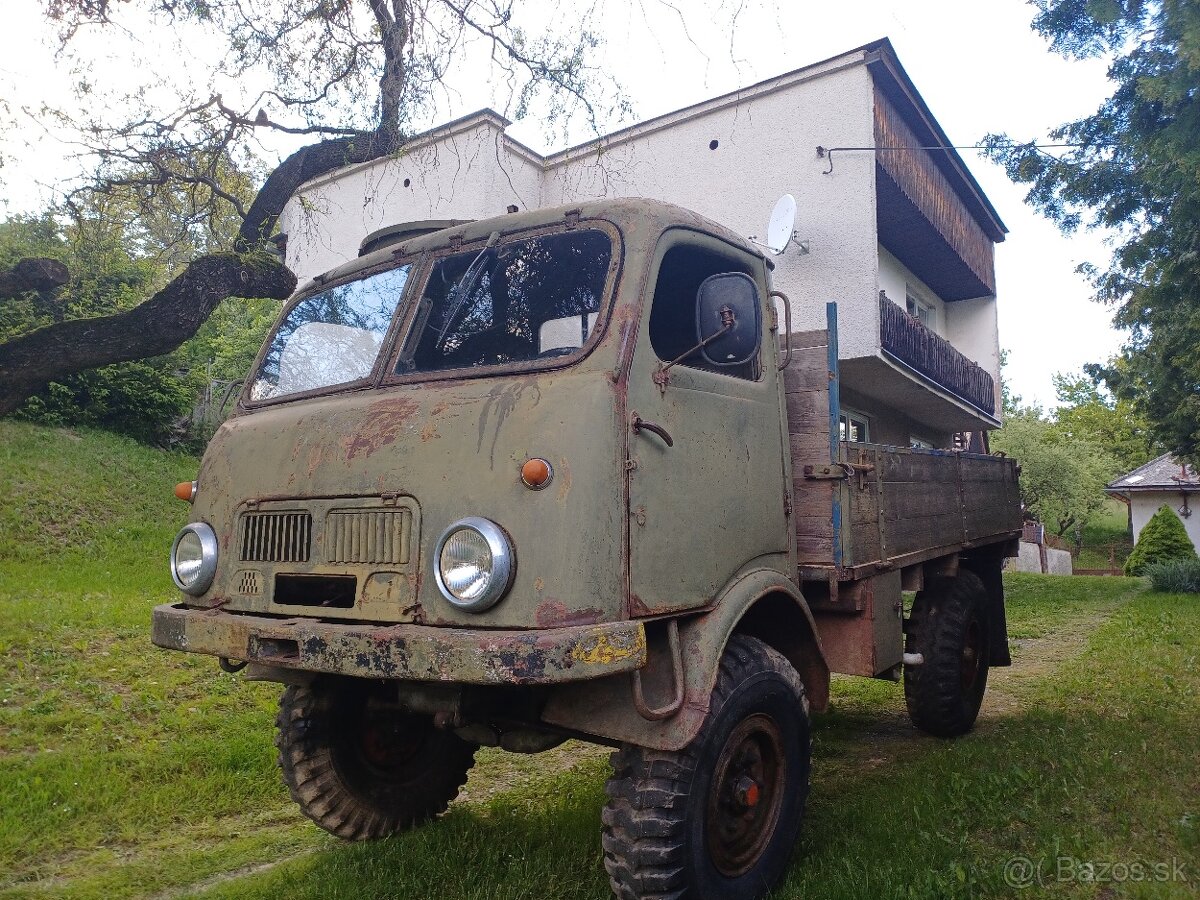 Tatra 805