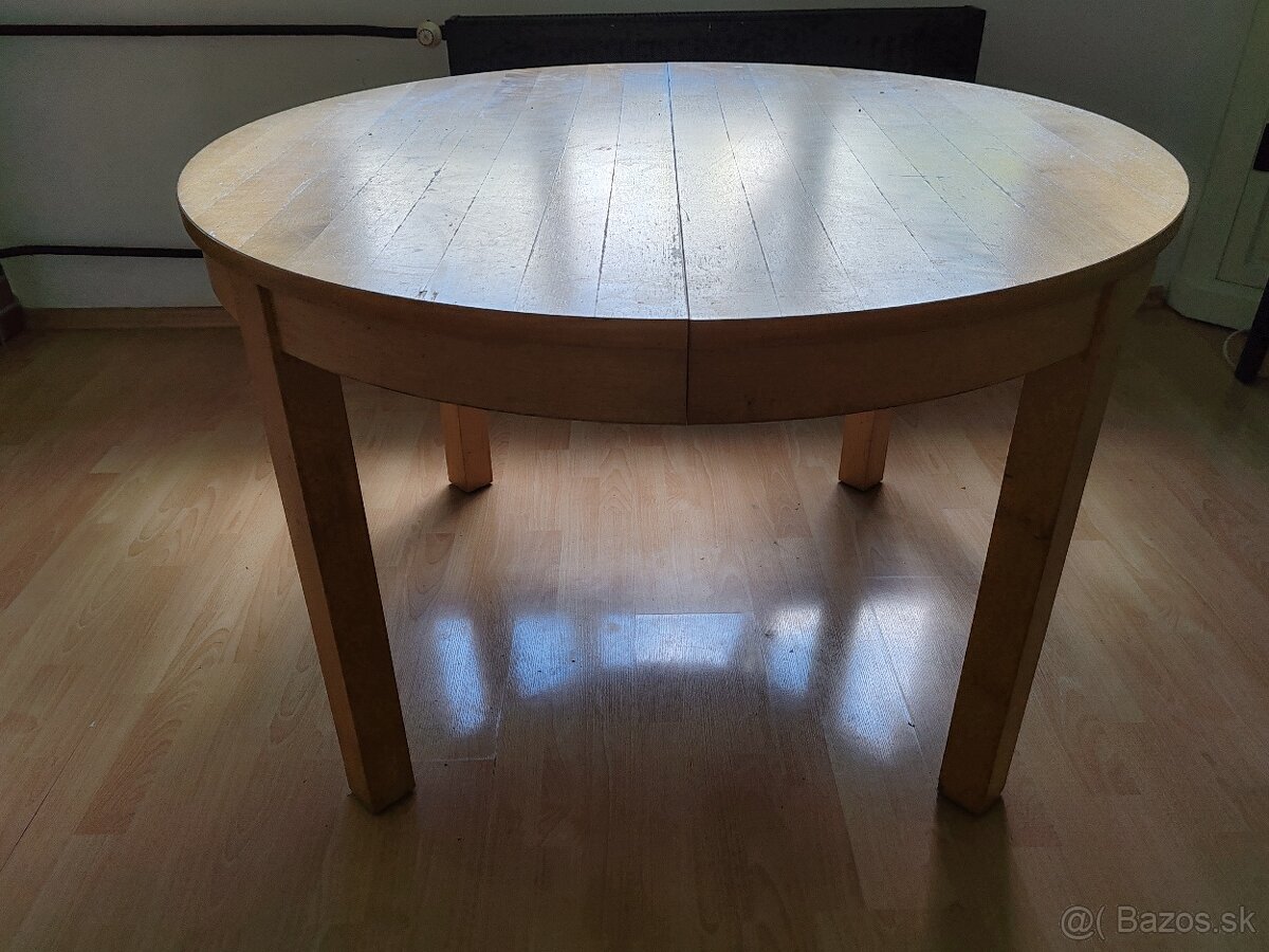 Rozkladací jedálenský stôl IKEA