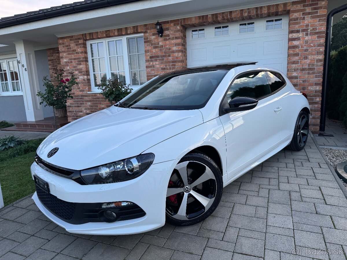 Volkswagen Scirocco 2.0 TSI GTS 210PS