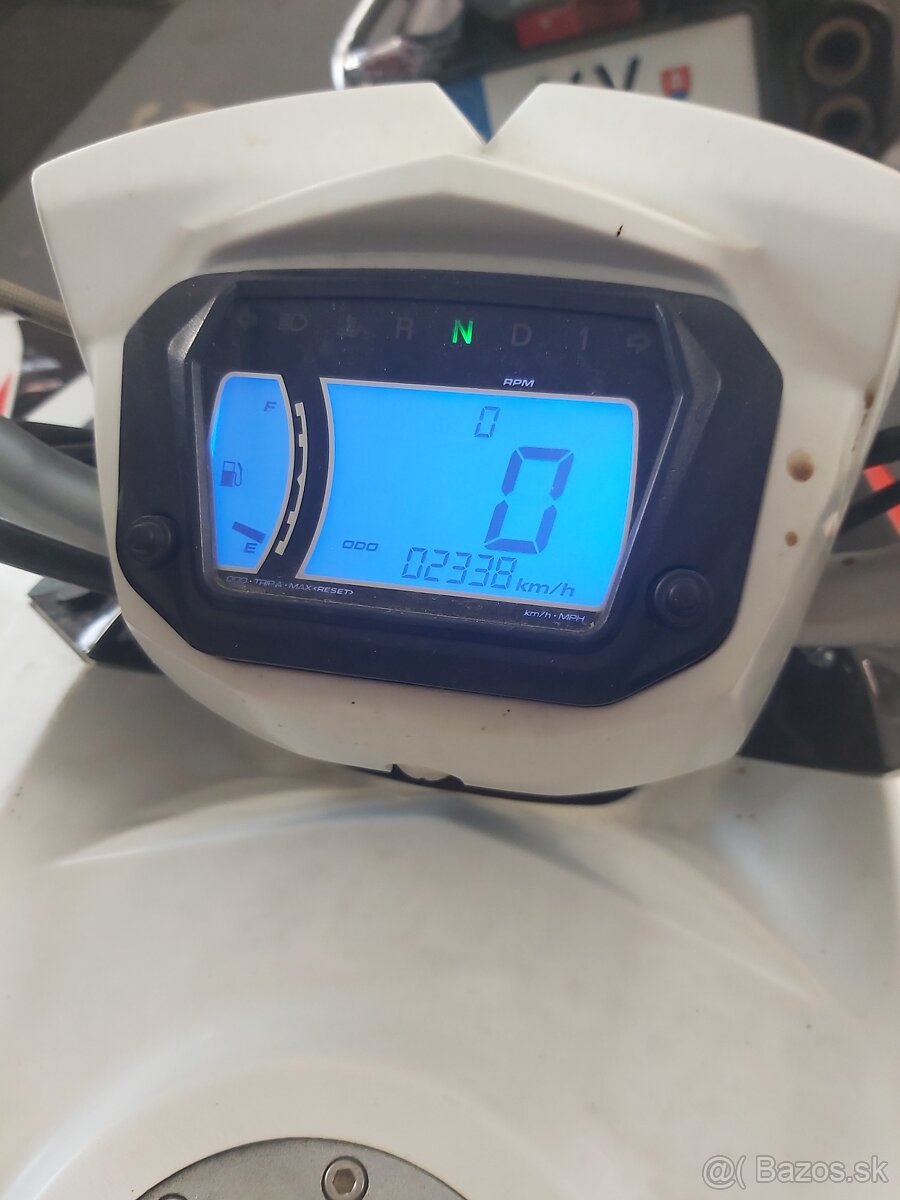 ACCES MOTOR - Tomahawk 300