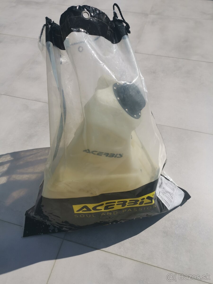 KTM EXC-F zvacsena nadrz Acerbis 12L