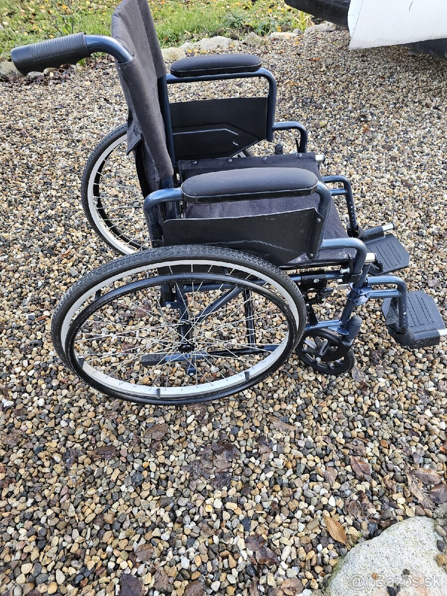 Invalidný vozík