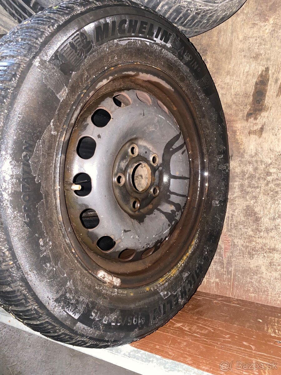 Kolesa R15 5x112 zimne