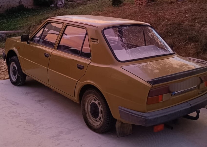 Škoda 120L 1985