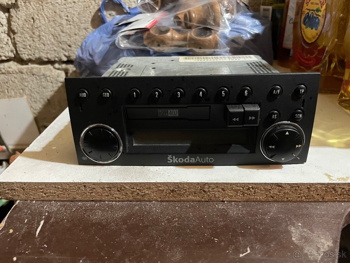 Predám autorádio škoda MS 402