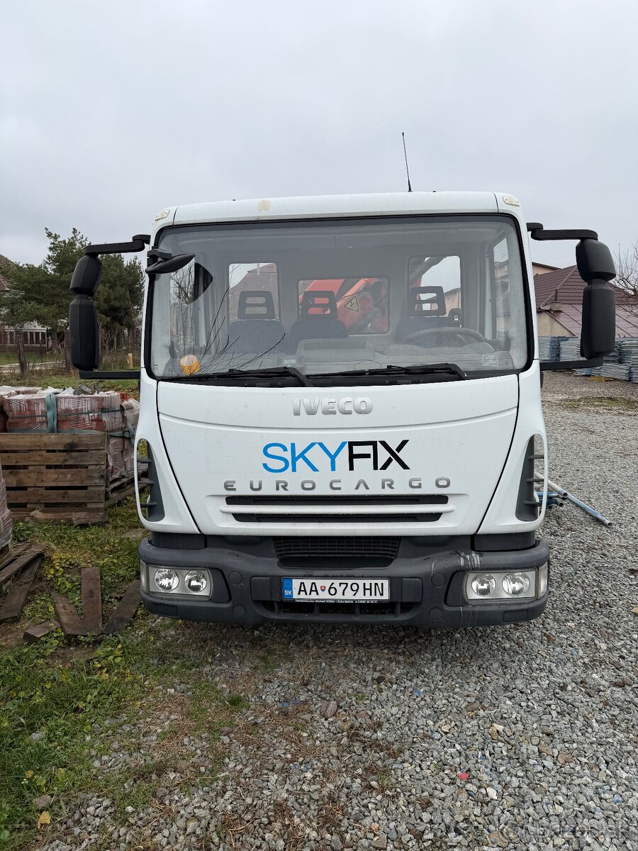 Iveco Eurocargo s hydraulickou rukou, 7,5t