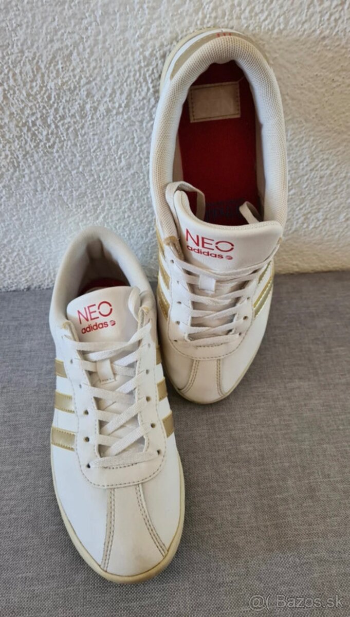 Adidas Neo 40