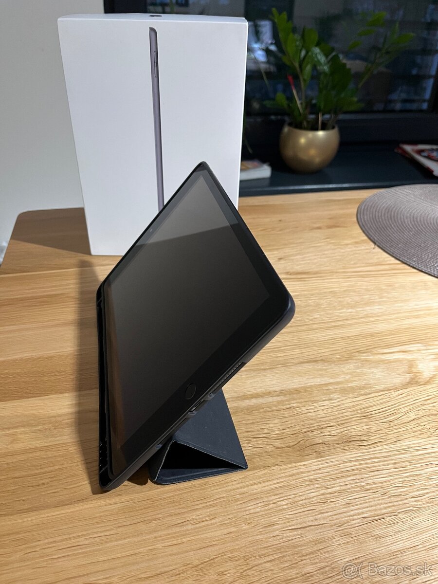 Apple iPad 9. generacie 64Gb