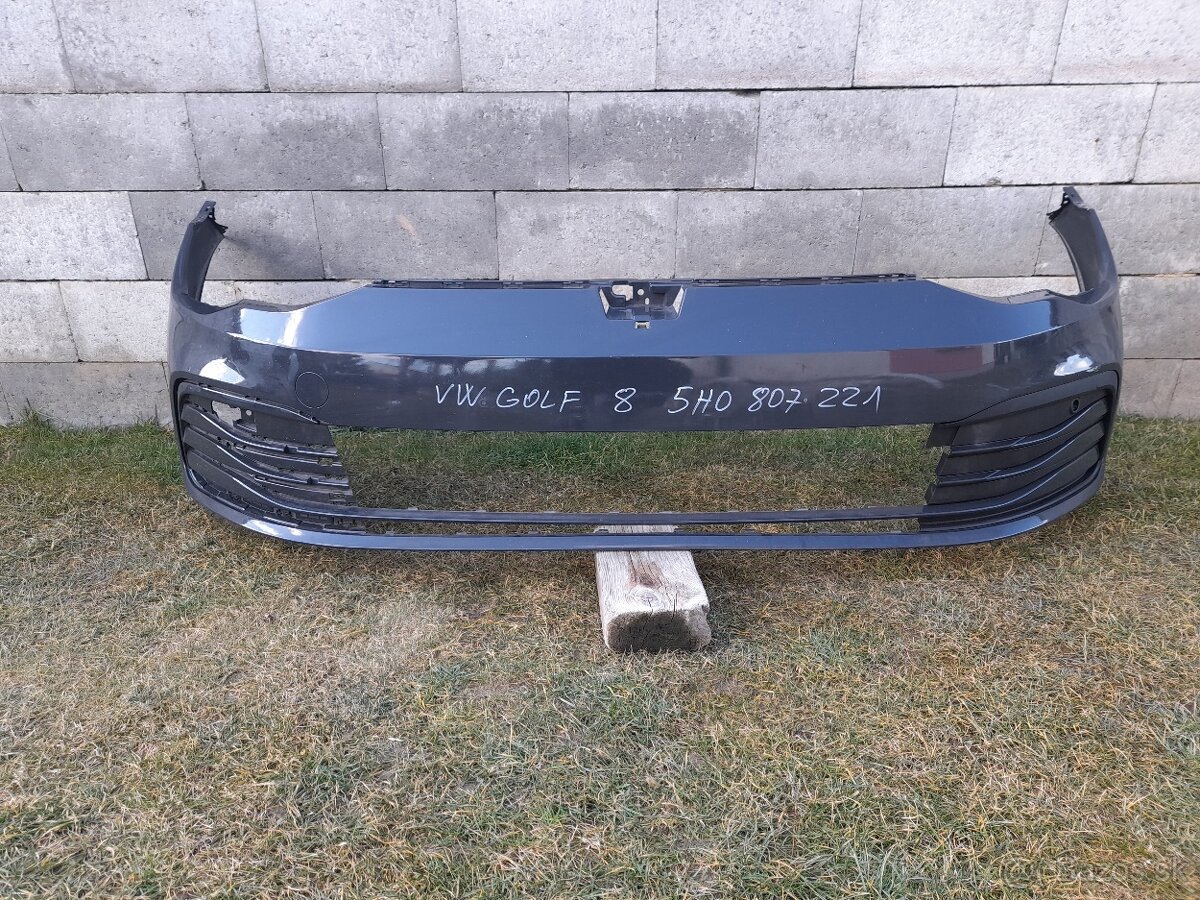 VW GOLF 8 Combi 5H0 NARAZNIK,DVERE..