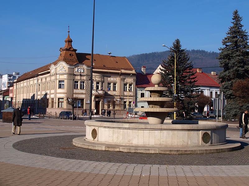 Prenajmem 1izbovy byt v Brezne-bez zvierat