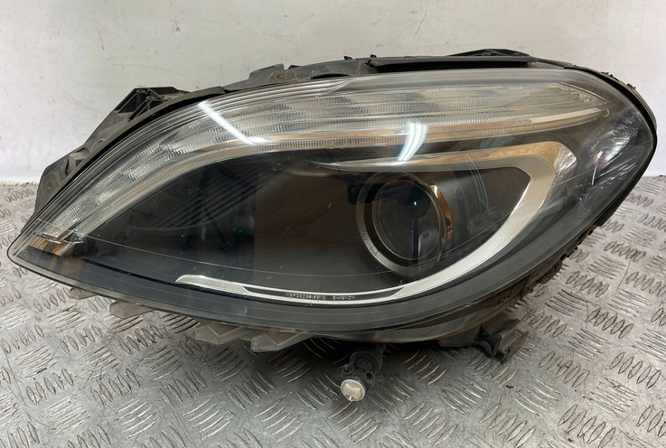 Mercedes W246 B klassa 2011-2014 ľavé predné svetlo Xenon