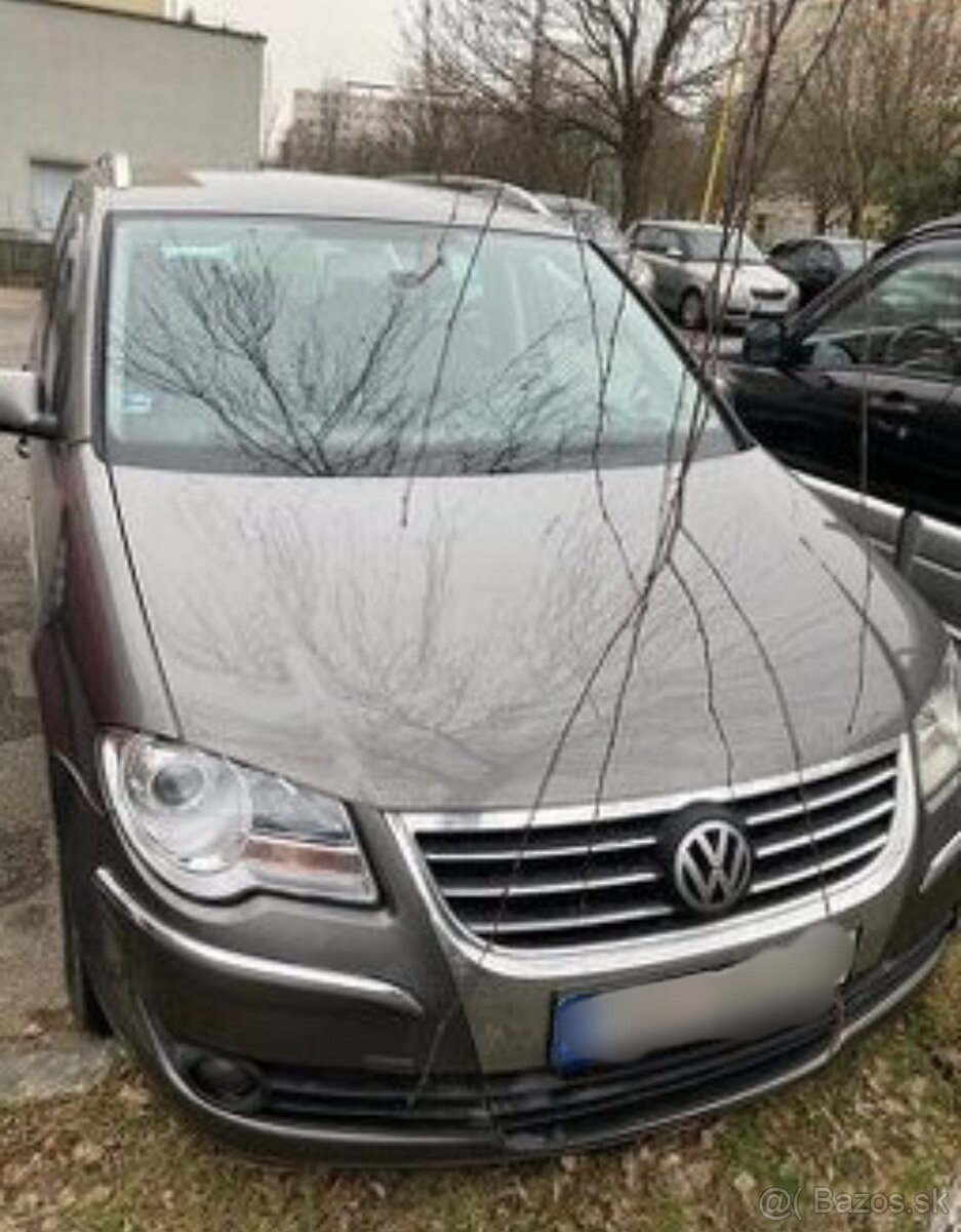 Rozpredám VW TOURAN 2.0 80kw CNG benzín