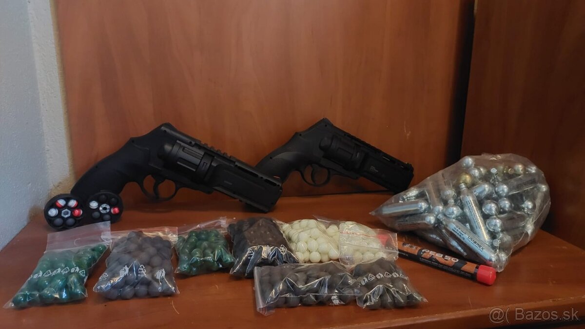 Umarex T4E TR-50 Gen2 (13 J) spolu s Umarex T4E TR50 Gen1