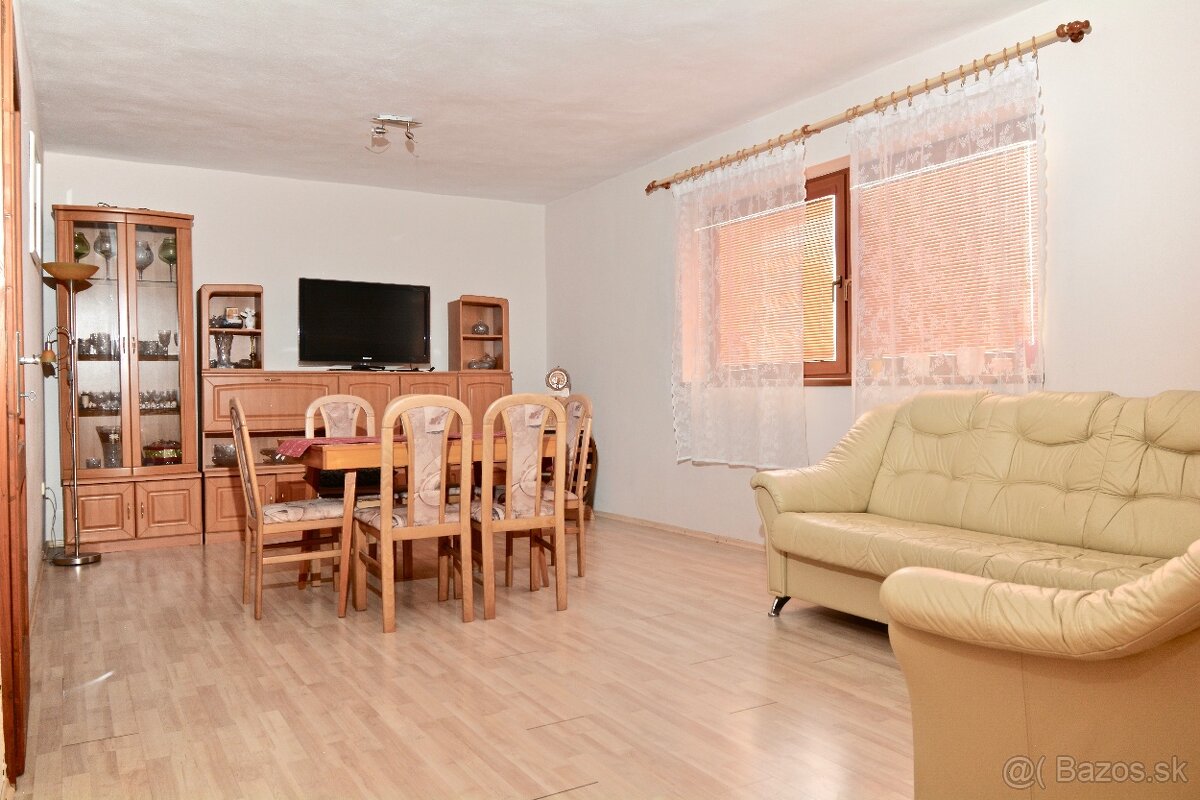 Na predaj rodinný dom s rozsiahlym pozemkom