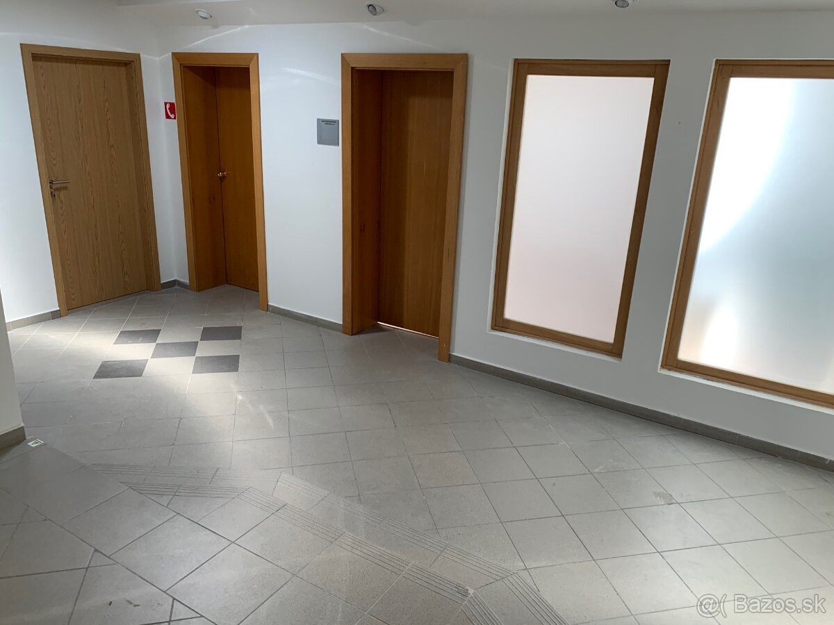 4 x office - aj jednotlivo - Teplická