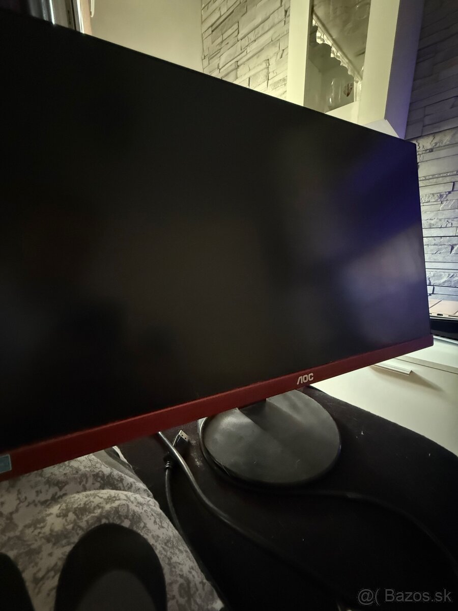 Herný monitor AOC