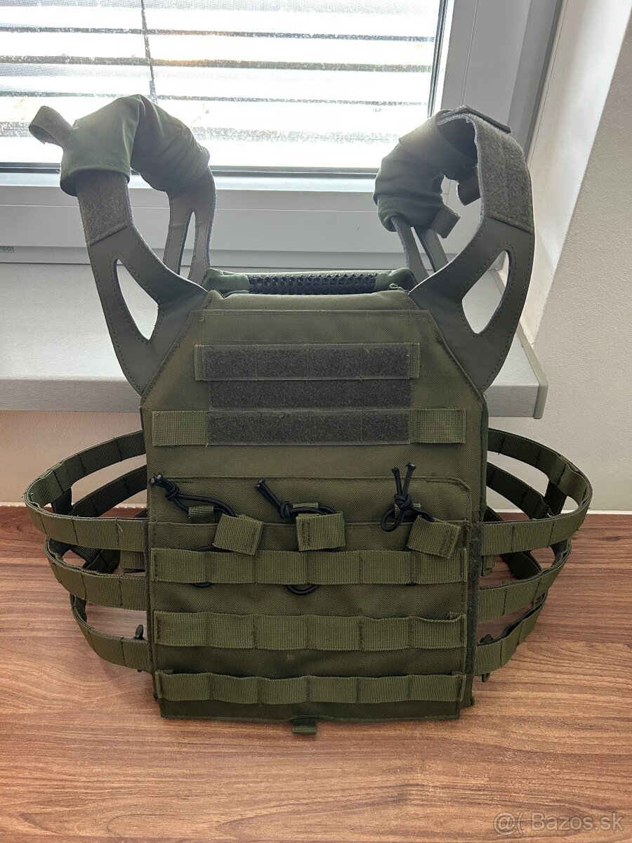 Airsoftový GFC Nosič plátov "JPC style" - olivový
