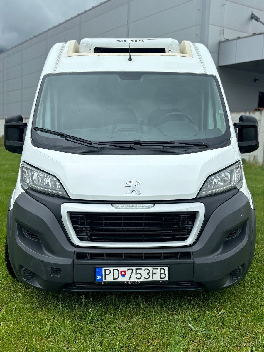 Peugeot boxer 3,0 l130kw chladiak